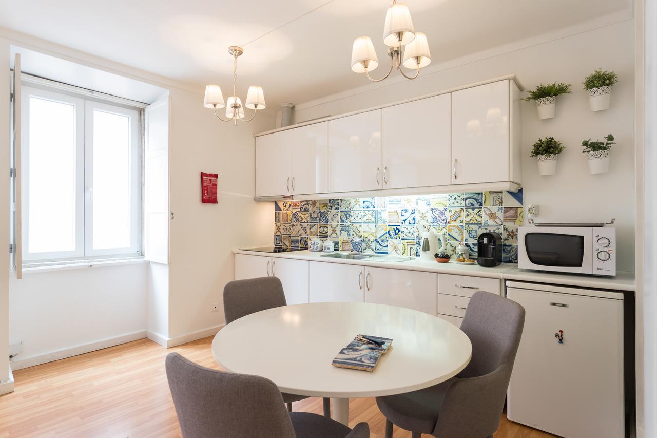 Apartment Bairrus - Rossio *